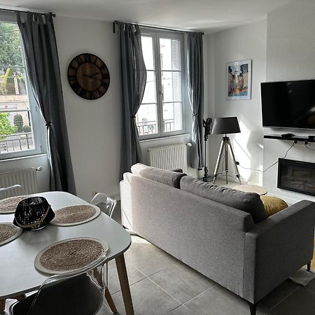 Appartement Avec Terrasse Au Puy Le Puy-en-Velay Extérieur photo